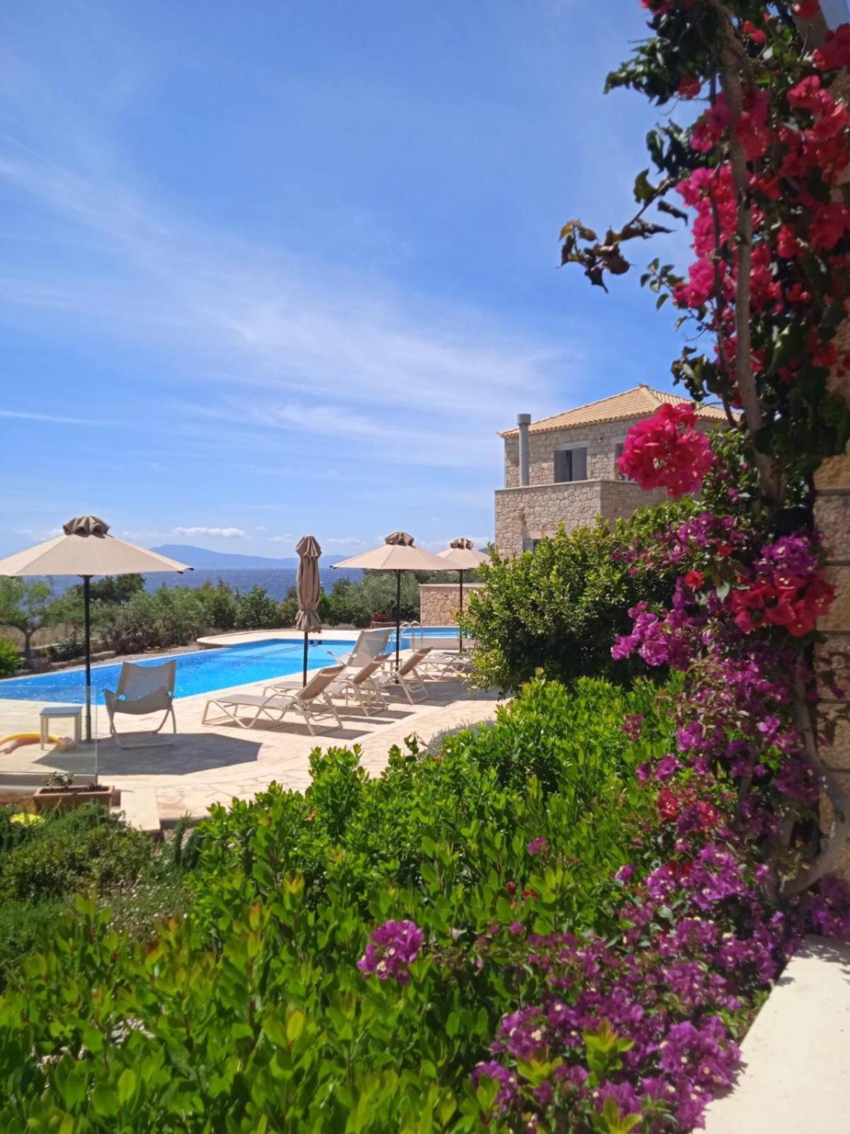 Mythos Villas Stoúpa المظهر الخارجي الصورة